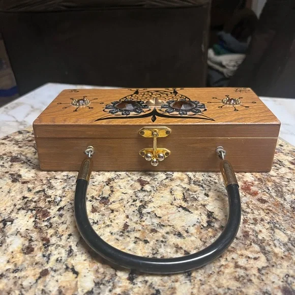 Enid Collin’s • Vintage • 1960’s • Wooden Box Bag • Night Owl • Beaded - Picture 10 of 14